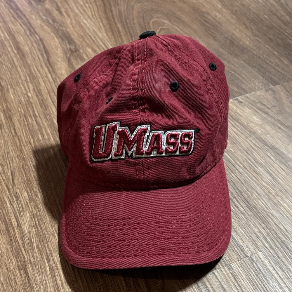 UMass Amherst Baseball Cap - Picture 1 of 5